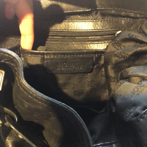 Michael Kors pre-owned large handbag - Picture 10 of 11